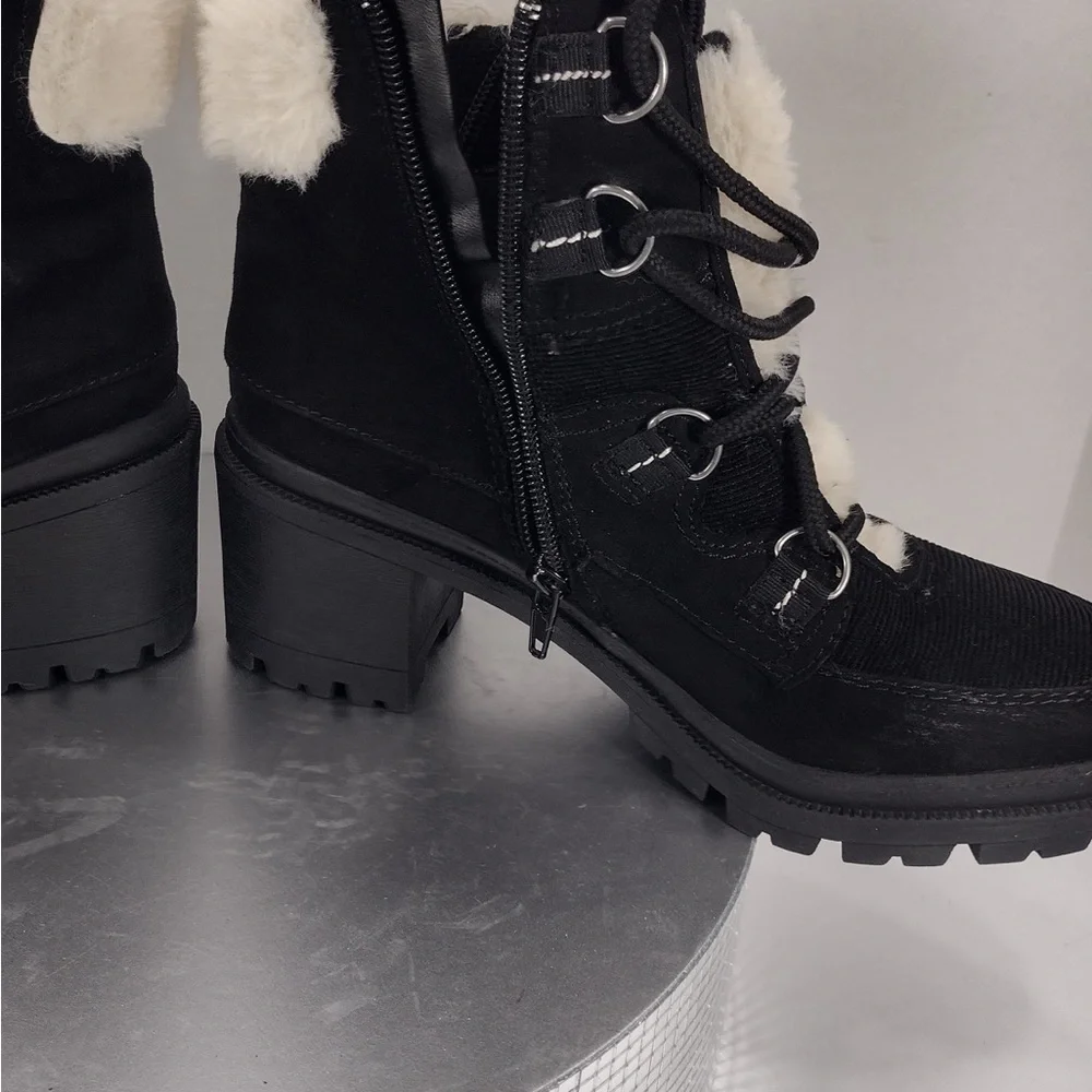 Jelly pop Women's Black and White Boots size 7.5 brand new w/outbox & tags